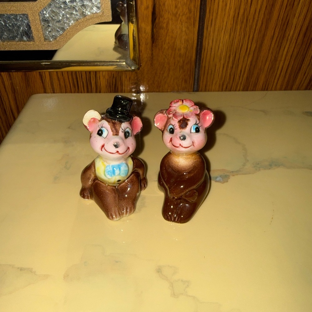 Vintage Ceramic Monkey Couple Figurines